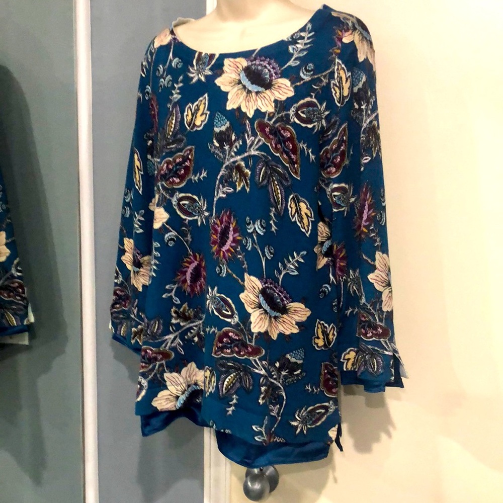 Chico’s Floral Garden Sweater   turquoise/purple